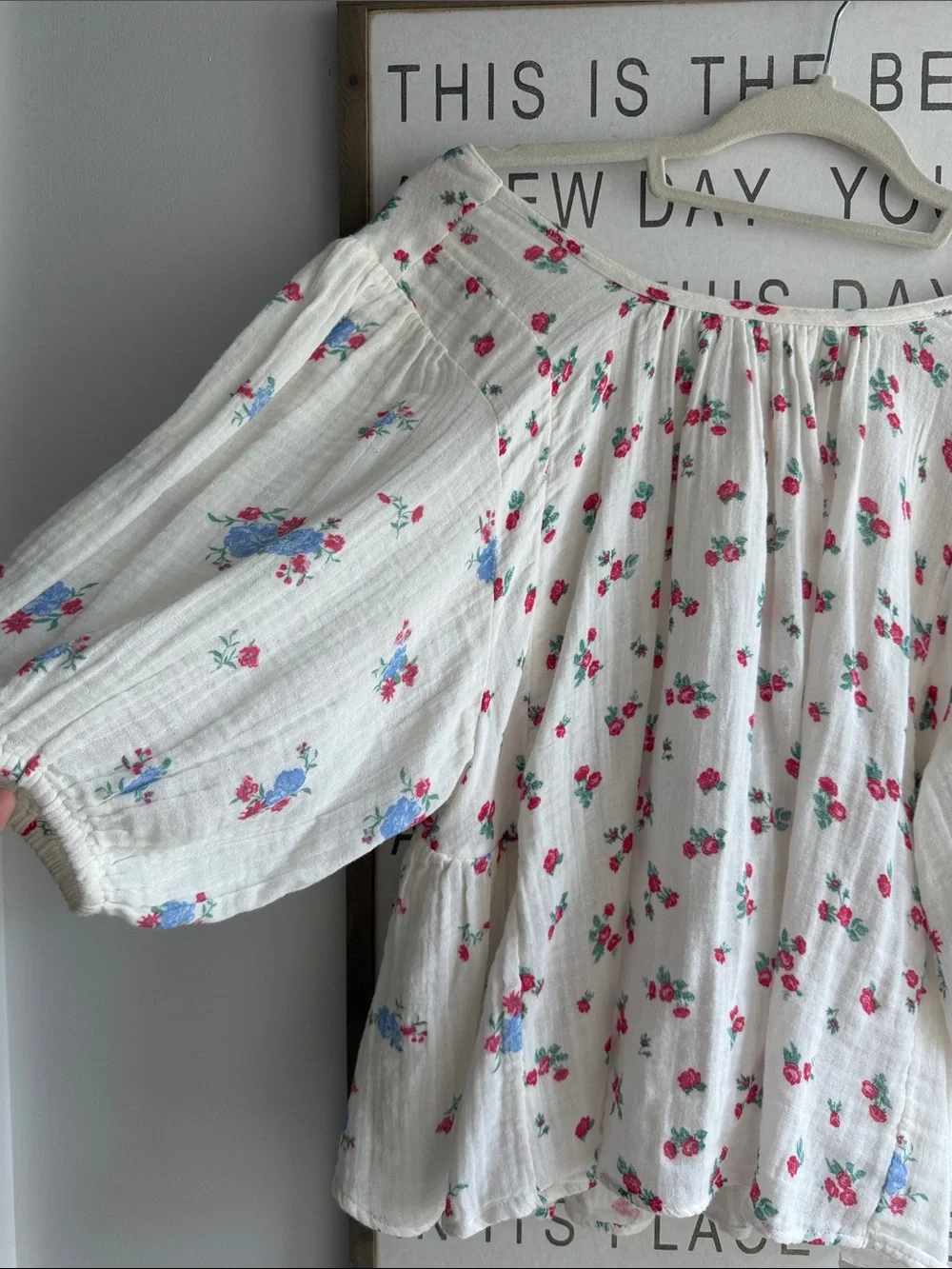 Free People White Floral Peasant Blouse with Pink & Blue Flowers
